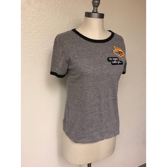 🇺🇸Wild Kiss Patch Graphic Tee - Picture 2 of 6